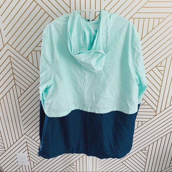 Nike Mint + Teal Woven Lightweight Jacket - Picture 2 of 4